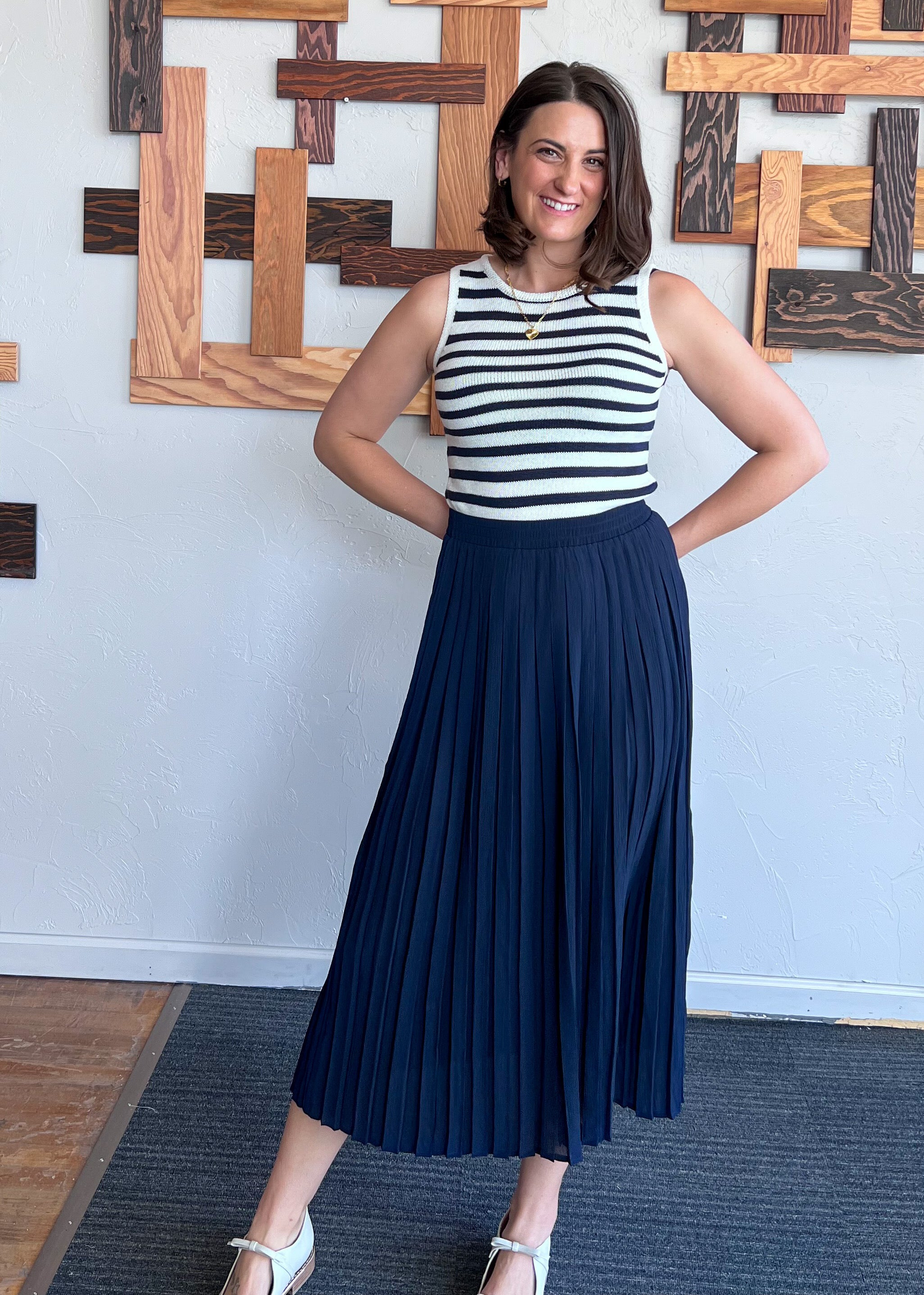 navy pleated skirt dress Sleeveless Pleated Skirt High Low Dress with Pockets in Midnight Navy (Blue)